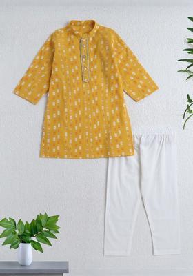 Yellow Printed Cotton Kurta Set For Boys