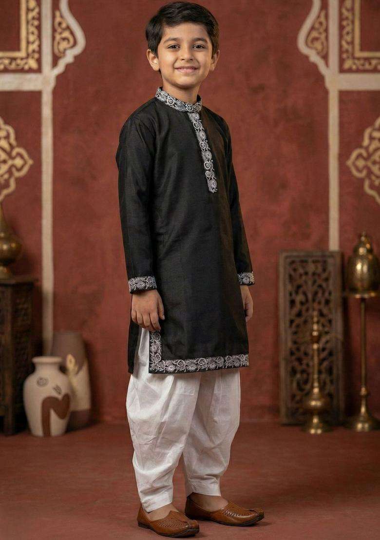 Black Embroidered Cotton Kurta Set For Boys - Indya