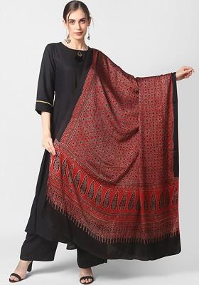 Maroon And Black Ethnic Motifs Block Printed Dupatta