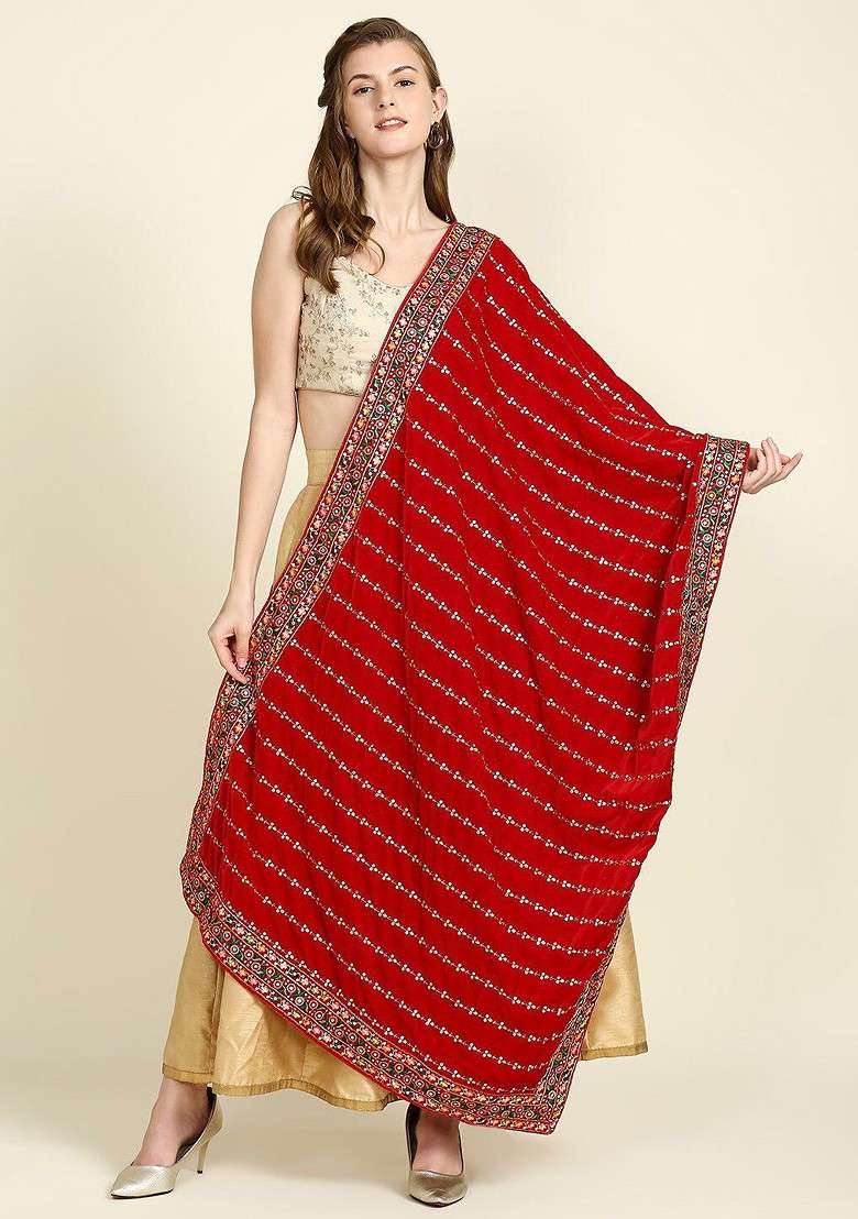 Red Floral Embroidered Velvet Dupatta With Sequinned - Indya