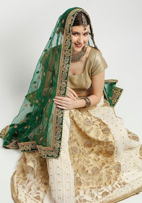 Green And Gold Toned Ethnic Motifs Embroidered Dupatta With Thread Work