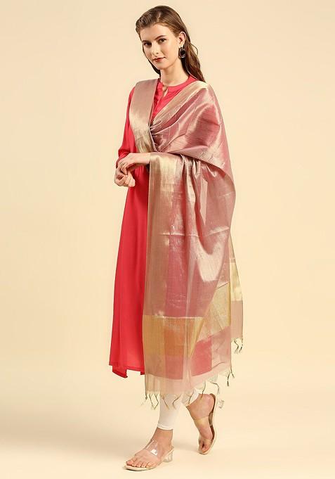 Pink And Gold Toned Dupatta With Zari