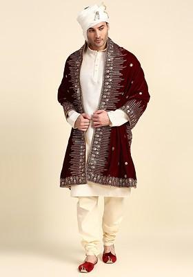 Men Maroon And Gold Toned Ethnic Motifs Embroidered Velvet Dupatta With Sequinned