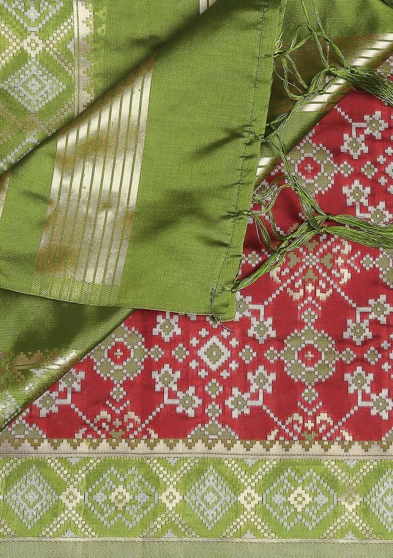Women Maroon And Green Ethnic Motifs Woven Design Banarasi Dupatta