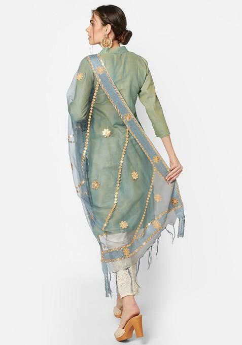 Grey And Gold Toned Organza Dupatta With Gotta Patti