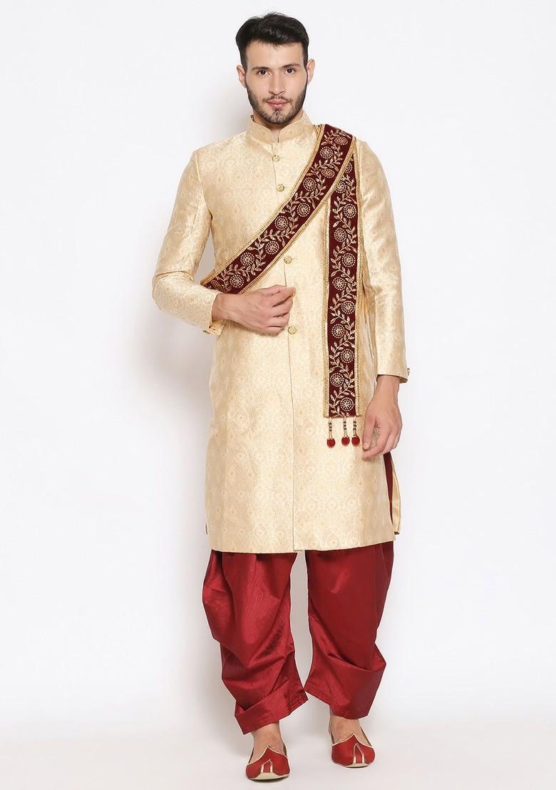 Ethnic Motifs Embroidered Velvet Dupatta With Zardozi