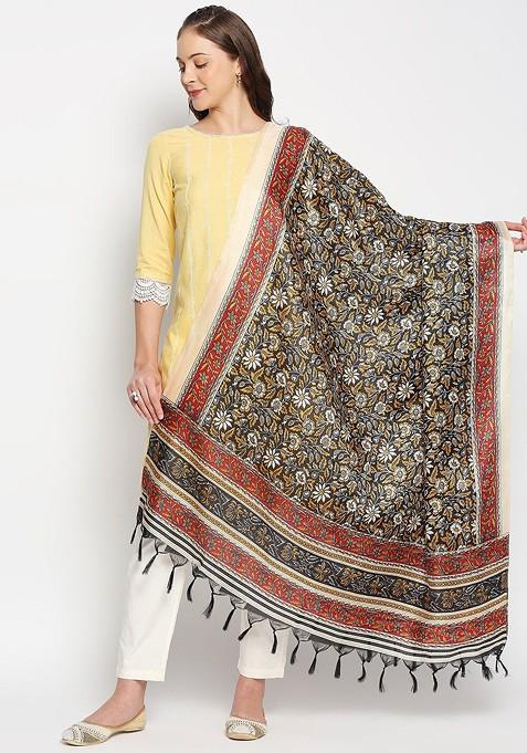 Black And Red Printed Dupatta