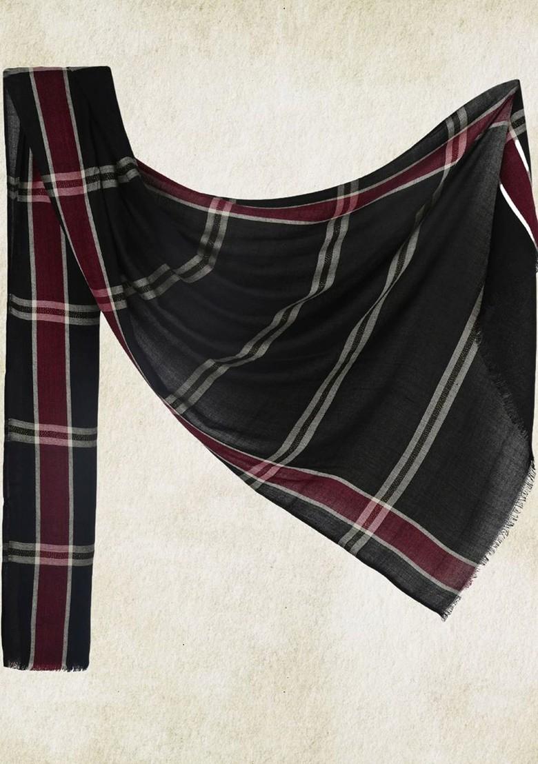 Women Checked Woven Design Stole With Frayed Border