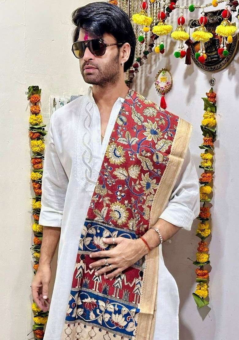 Men Maroon And Beige Colourblocked Pure Cotton Block Print Dupatta - Indya
