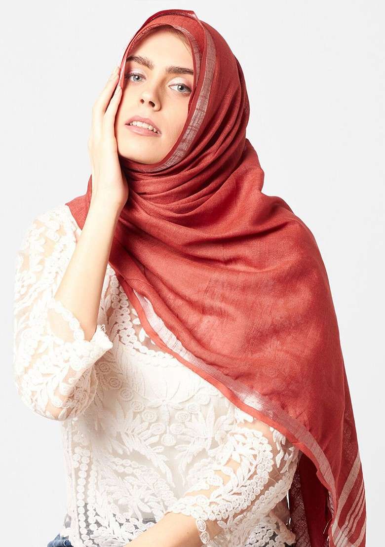 Women Maroon And Gold Toned Linen Dupatta - Indya