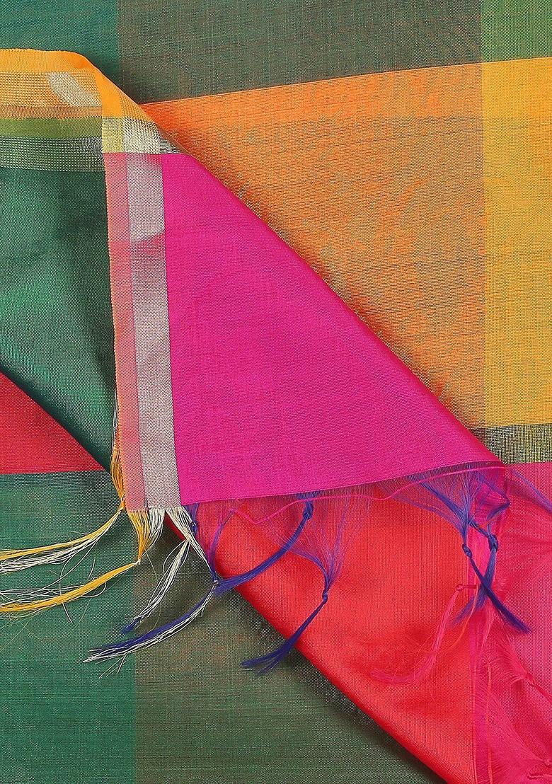 Women Red And Green Striped Dupatta