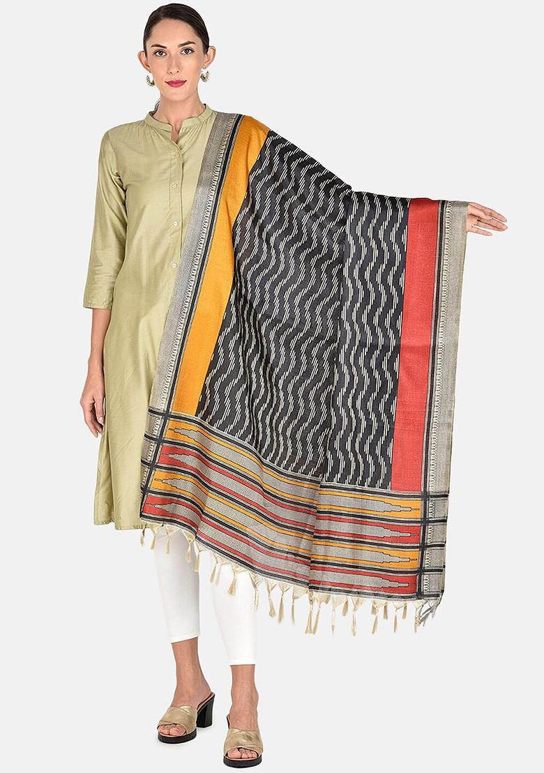 Black And Red Printed Dupatta