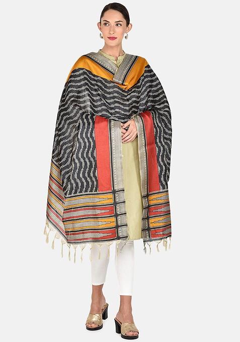 Black And Red Printed Dupatta