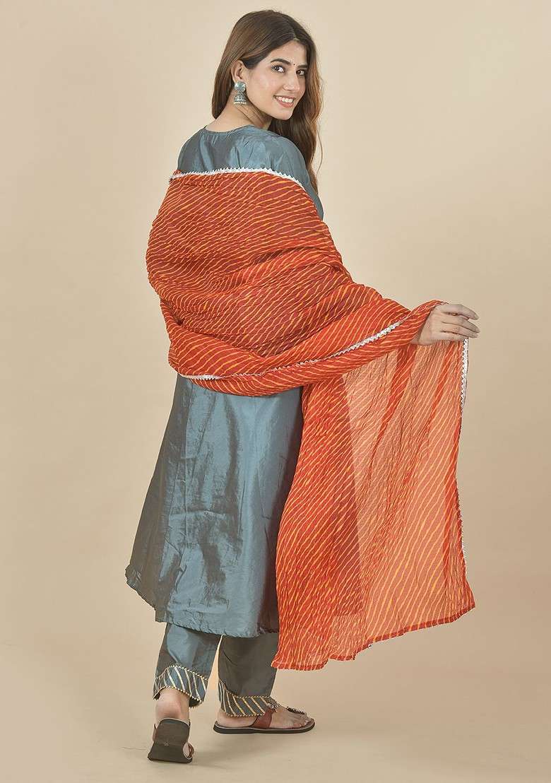 Maroon Poly Blend Lehariya Printed Dupatta - Indya