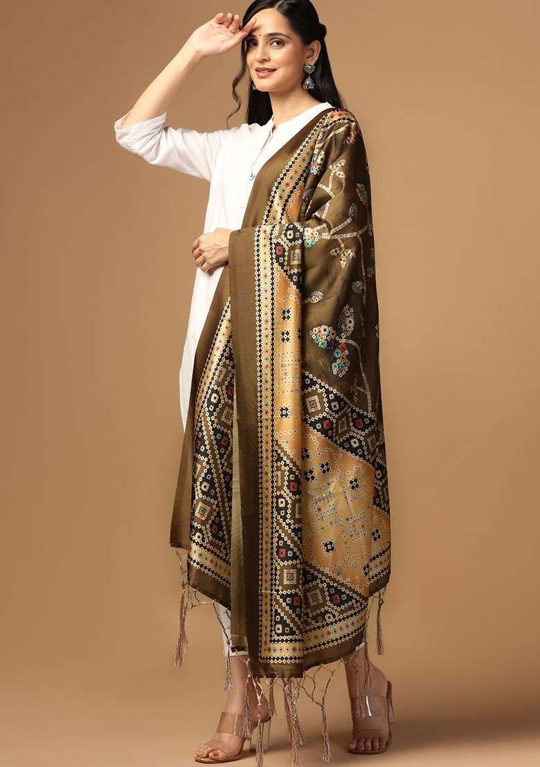 Printed Leheriya Tasselled Silk Dupatta With Thread Work - Indya