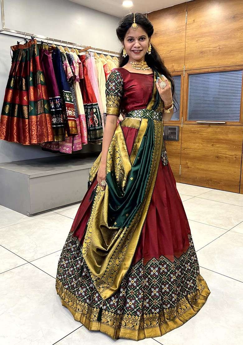 Maroon Woven Design Blended Chaniya Choli Set For Navratri And Garba - Indya