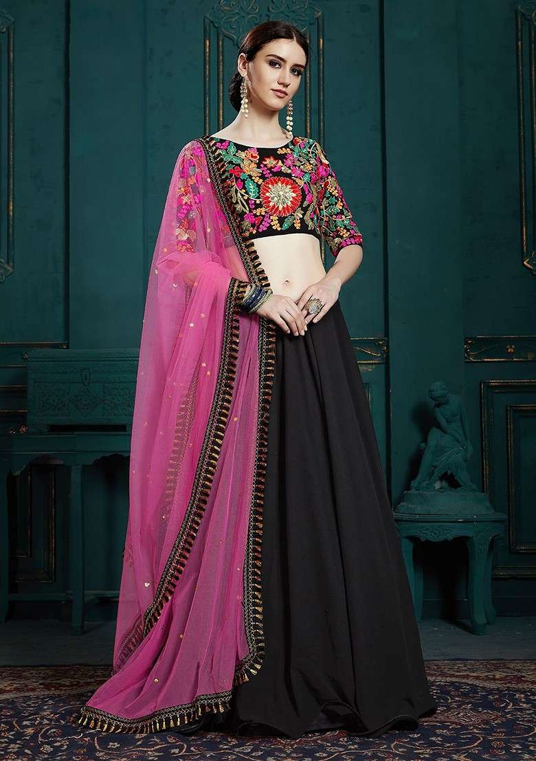 Black Emboridered Blended Chaniya Choli Set For Navratri And Garba - Indya