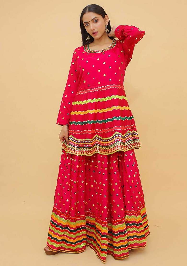 Pink Emboridered Blended Chaniya Choli Set For Navratri And Garba - Indya