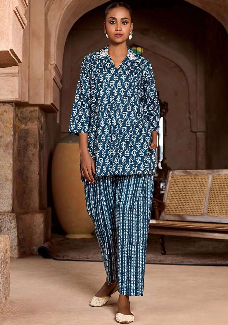 Indigo Blue Floral Printed Pure Cotton Tunic And Trouser - Indya