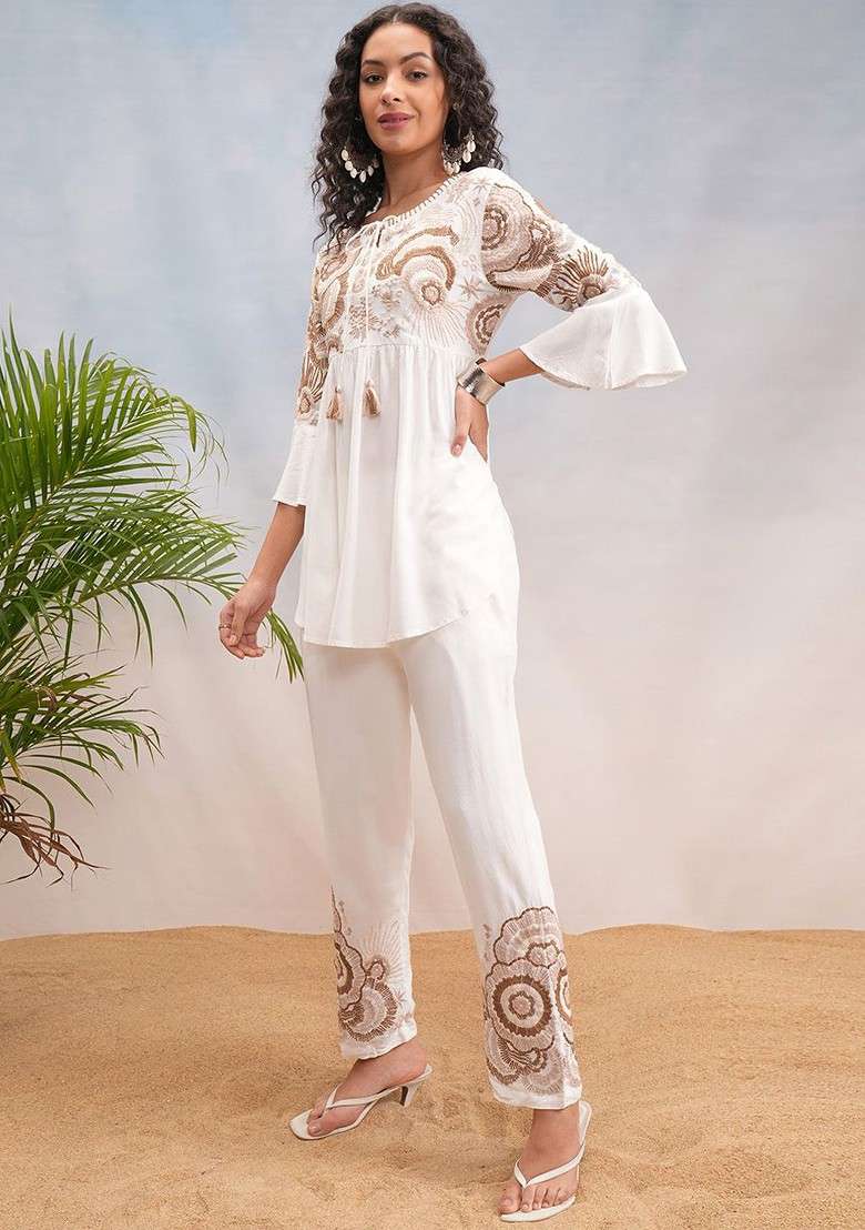 Off White Off White Floral Embroidered Bell Sleeves Tieup Neck Tunic With Trousers - Indya