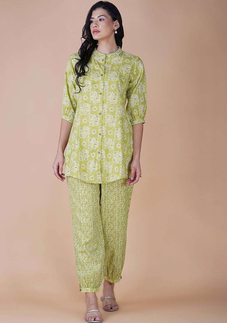 Green Ethnic Motifs Printed Mandarin Collar Pure Cotton Top With Trousers - Indya