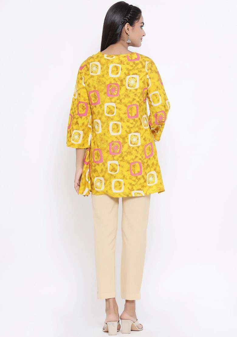 Yellow Women Yellow And Beige Printed Top With Trousers - Indya
