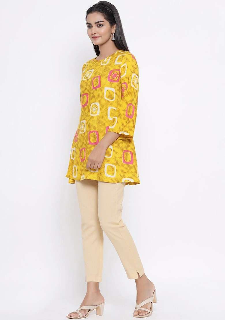 Yellow Women Yellow And Beige Printed Top With Trousers - Indya