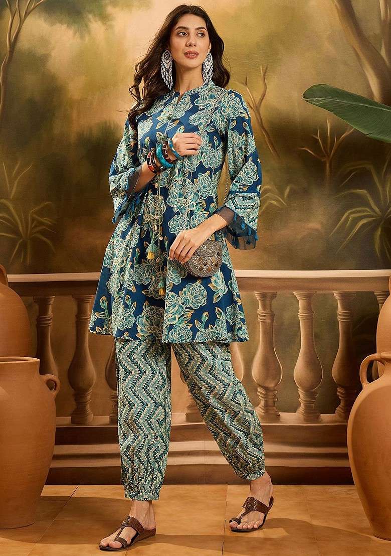Blue Floral Printed Mandarin Collar Neck Tunic With Trousers Coords - Indya