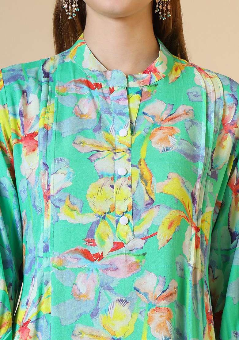 Green Green Floral Printed Mandarin Collar Tunic With Trousers - Indya