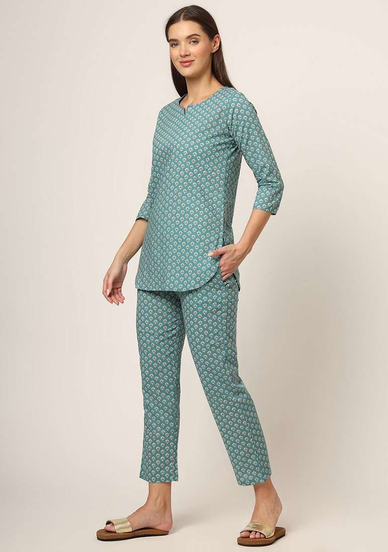 Green Floral Printed Cotton Tunic With Trousers Coords - Indya