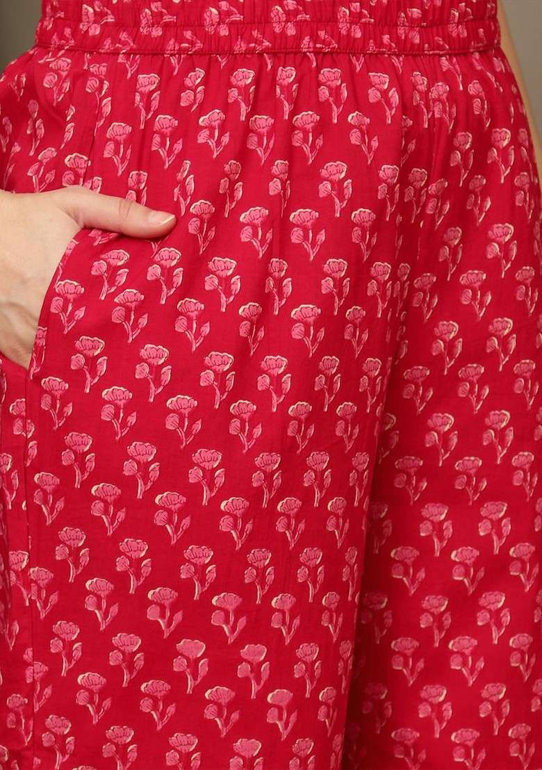 Red Women Floral Printed Top With Trousers Coords - Indya