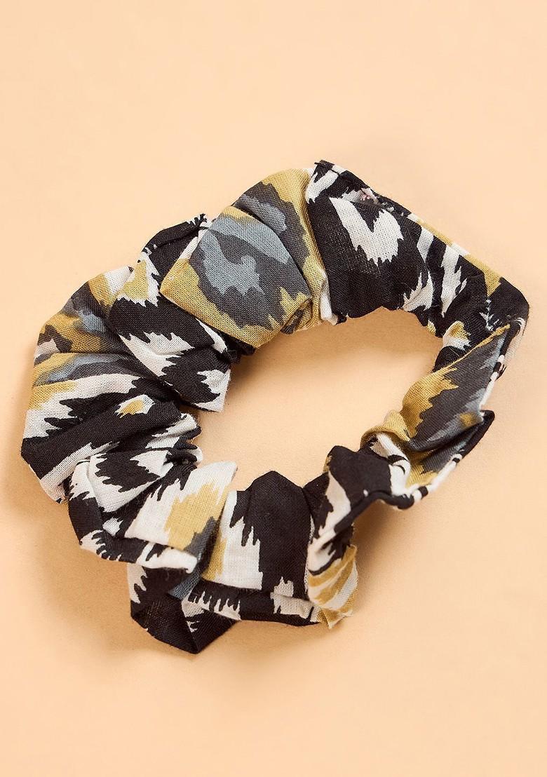 Black Ethnic Motifs Printed Pure Cotton Shirt And Trousers And Scrunchie