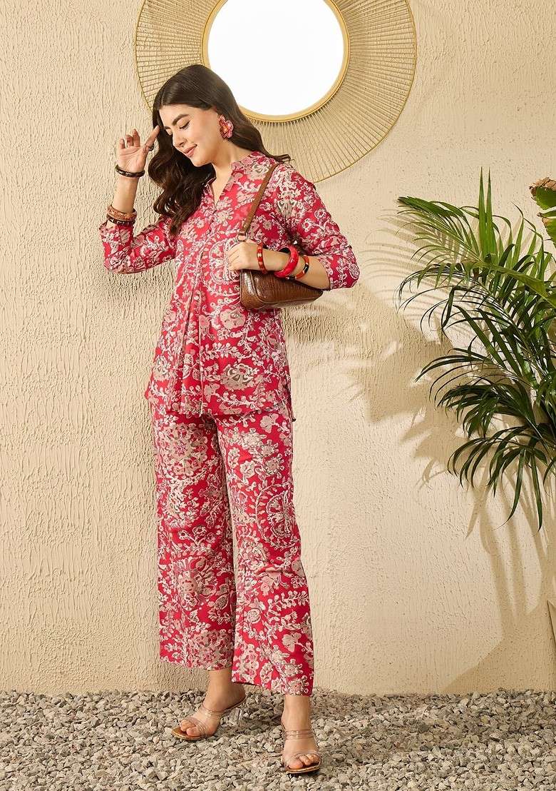 Red Floral Printed Vneck Inverted Box Pleat Tunci With Trousers - Indya
