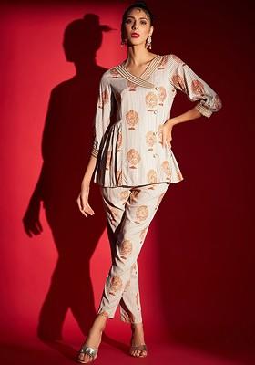 Off White Ethnic Motifs Printed Angrakha Kurta With Trousers