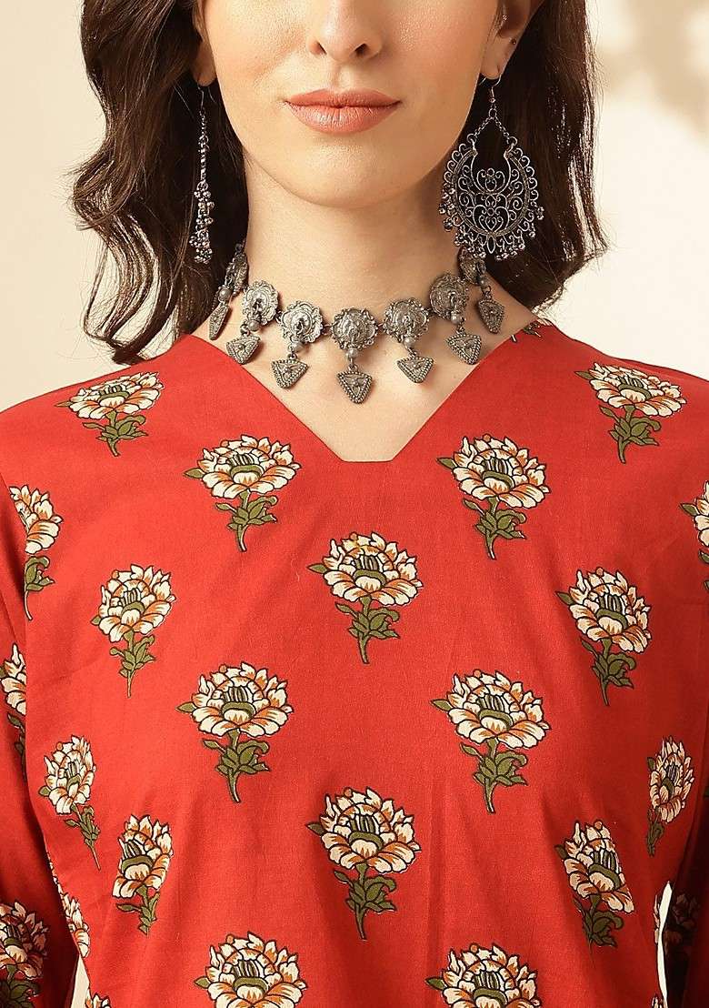 Red Floral Printed Vneck Threequarter Sleeves Tunic With Trousers - Indya