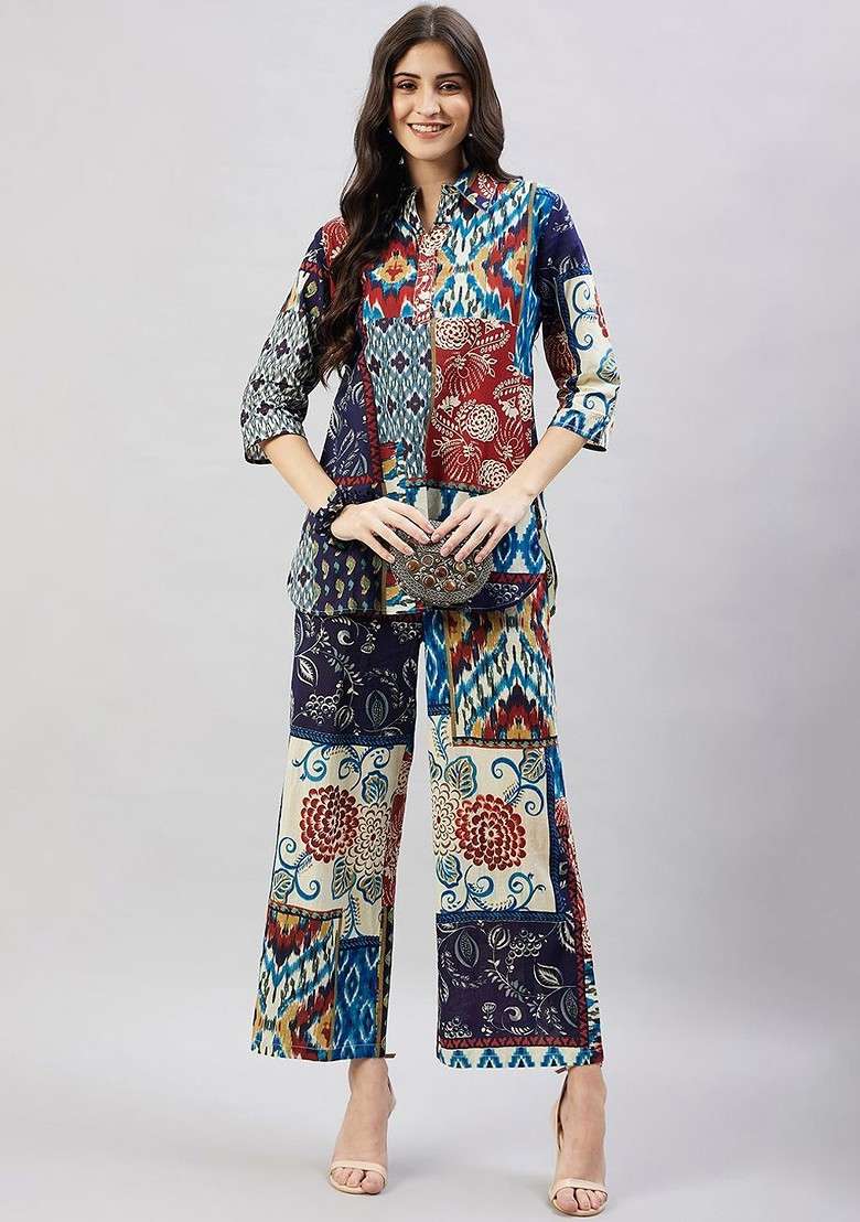 Navy Blue Geometric Printed Threequarter Sleeves Pure Cotton Top With Palazzo And Scrunchie - Indya