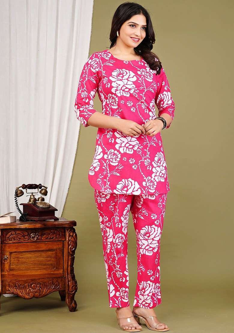 Pink Floral Printed Round Neck Pure Cotton Tunic With Trouser - Indya