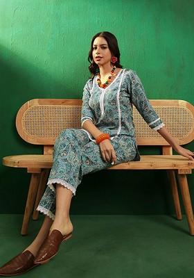 Green Sea Green Paisley Printed Tunic With Trousers