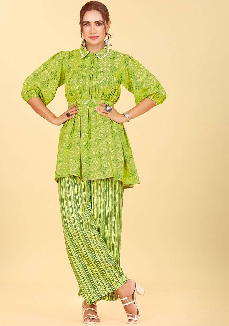 Green Floral Printed Shirt Collar Ethnic Tunic And Trousers - Indya