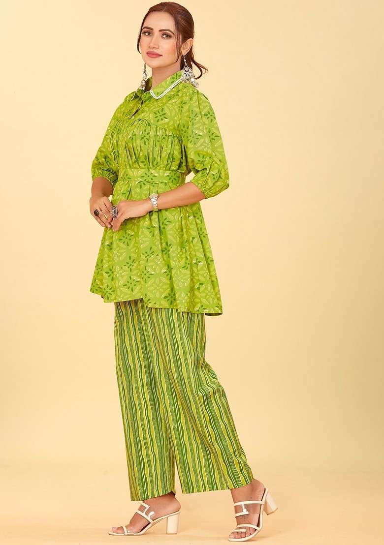 Green Floral Printed Shirt Collar Ethnic Tunic And Trousers - Indya