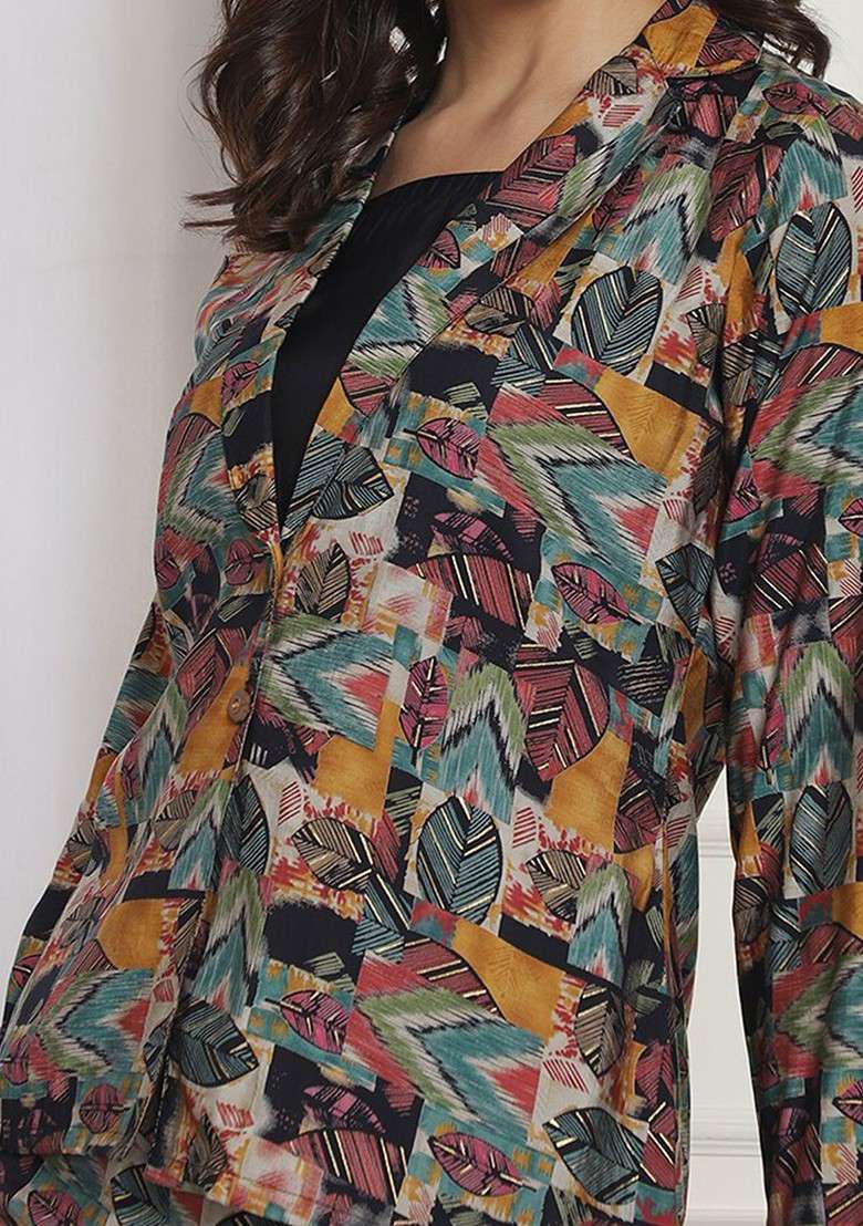 Black Printed 3Piece Crop Top With Jacket And Trousers - Indya