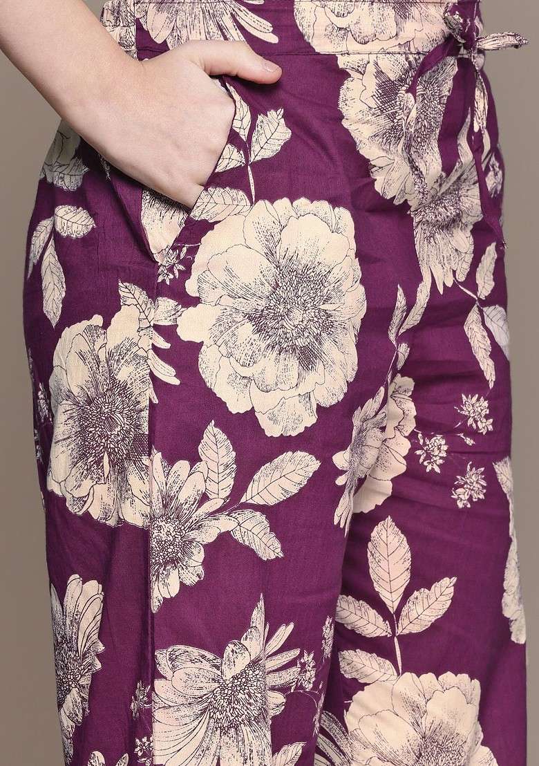 Purple Women Floral Printed Pure Cotton Tunic With Trousers And Scrunchie - Indya