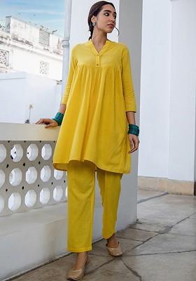 Yellow Selfdesign Mandarin Collar Cuffed Sleeves Pure Cotton Aline Tunic With Trouser
