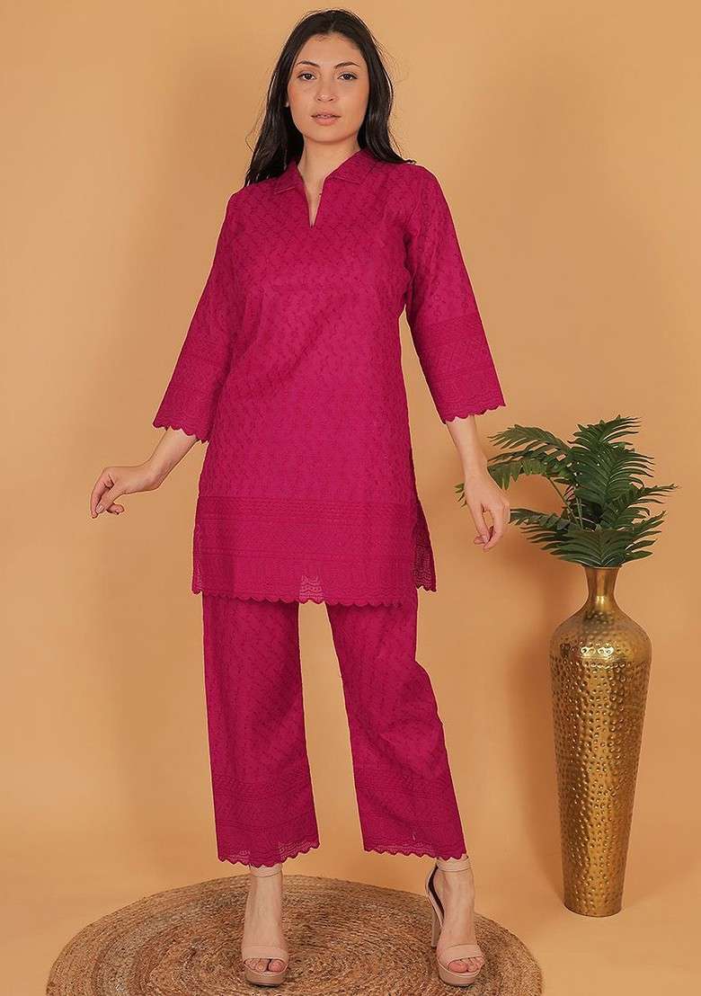 Fuchsia Floral Embroidered Shirt Collar Tunic Ith Trouser - Indya