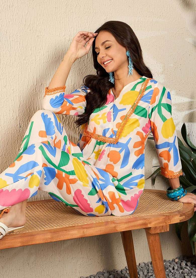 Off White Off White Floral Printed Vneck Threequarter Sleeves Top With Trouser - Indya