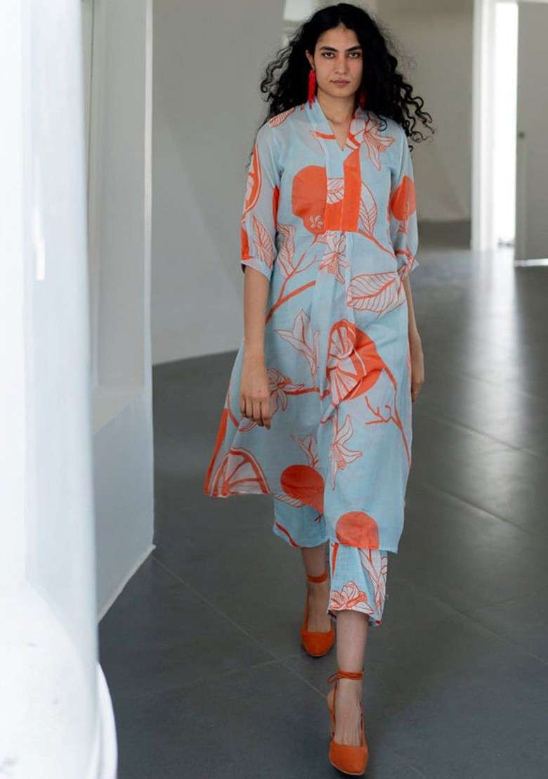Blue Floral Printed Vneck Regular Kurta With Trouser Coords - Indya