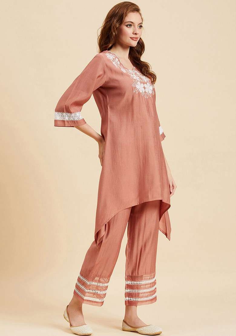 Peach Floral Embroidered Vneck Tunic With Trousers - Indya