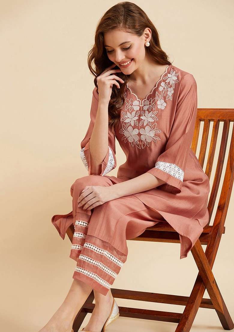 Peach Floral Embroidered Vneck Tunic With Trousers - Indya