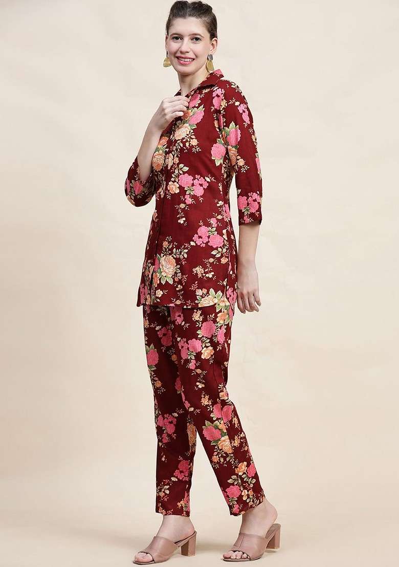 Maroon Floral Printed Shirt Collar Pure Cotton Tunic With Trousers - Indya