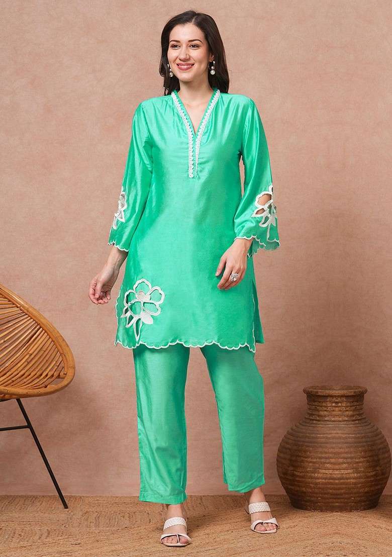 Green Floral Embroidered Vneck Tunic And Trousers - Indya
